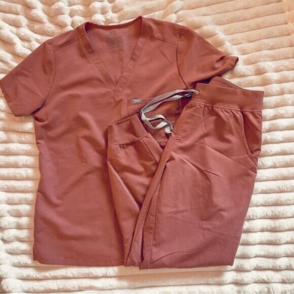 figs scrub set mauve - Picture 1 of 5